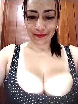 Snapshot of Carlasm- chatting on October 25, 12:40 am Carlasm- online show from October 25, 12:40 am