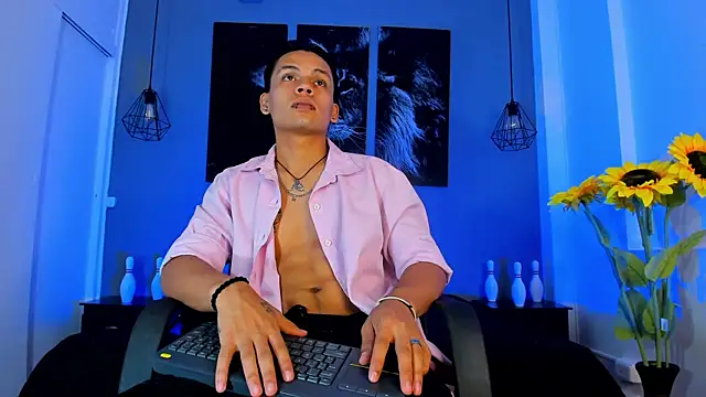 Draco collins online show from December 1, 8:14 pm