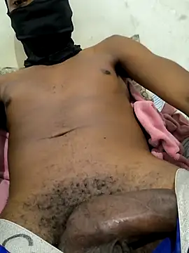 Snapshot of 2BigBlacxxx chatting on December 3, 2:04 pm 2BigBlacxxx online show from December 3, 2:04 pm