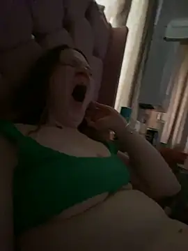 feedeegeorgie online show from March 12, 8:51 am