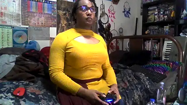 GardeniaFields online show from November 9, 11:58 pm