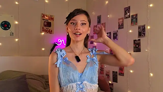 Snapshot of EditaBails chatting on September 12, 7:47 pm EditaBails online show from September 12, 7:47 pm