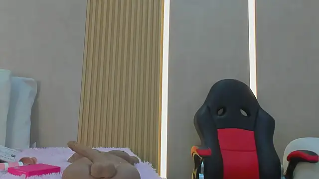 stephany summer online show from October 14, 1:23 pm