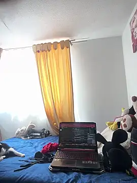 VictoriaGerard Pink online show from November 21, 4:05 pm