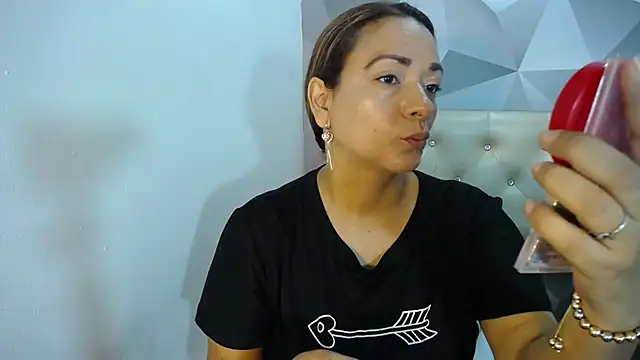 Milf-Prettyboobs online show from November 5, 11:10 am