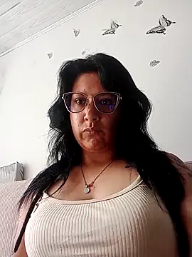 DaniPoison online show from September 28, 2:00 pm