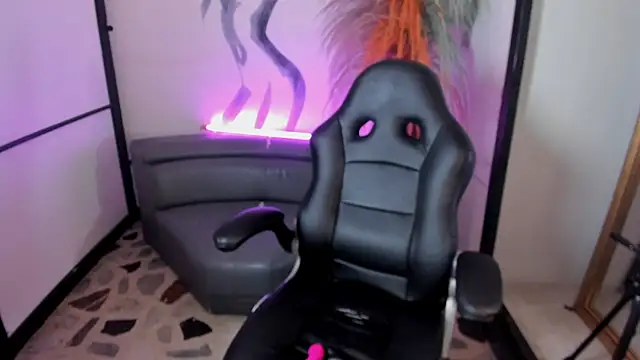 Snapshot of VanessaScott_ chatting on October 26, 10:54 am VanessaScott online show from October 26, 10:54 am