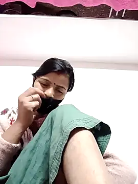 Snapshot of Daya_Chheda chatting on November 23, 12:32 am Daya Chheda online show from November 23, 12:32 am