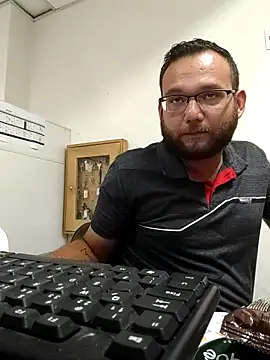 Snapshot of nandocost4 chatting on March 10, 8:56 pm nandocost4 online show from March 10, 8:56 pm