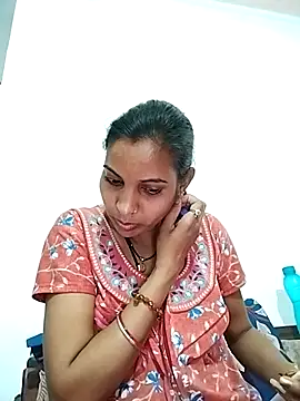 Hotty-Nidhi online show from March 13, 3:22 am