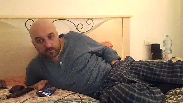 maxxxio12 online show from March 8, 2:40 pm