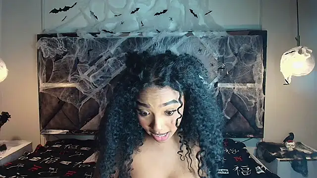 Snapshot of charlotte_walker1 chatting on October 12, 3:16 am charlotte walker1 online show from October 12, 3:16 am