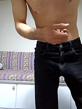 Snapshot of Thunderbolt121 chatting on October 29, 4:42 pm Thunderbolt121 online show from October 29, 4:42 pm