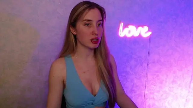 MiaMoore333 online show from March 9, 4:00 pm