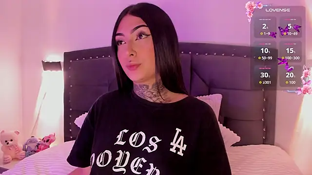 Snapshot of Lilith_Thompson chatting on October 10, 5:06 am Lilith Thompson online show from October 10, 5:06 am