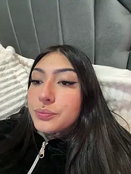 Snapshot of Lilith_Thompson chatting on October 20, 4:46 am Lilith Thompson online show from October 20, 4:46 am