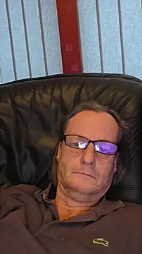 namorreyeb1 online show from November 28, 3:04 pm