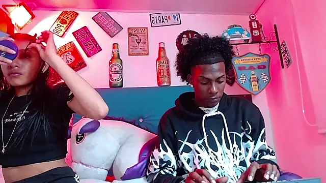 Snapshot of lili_roussi chatting on September 30, 2:38 am lili roussi online show from September 30, 2:38 am