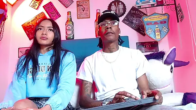 Snapshot of lili_roussi chatting on November 4, 12:21 am lili roussi online show from November 4, 12:21 am