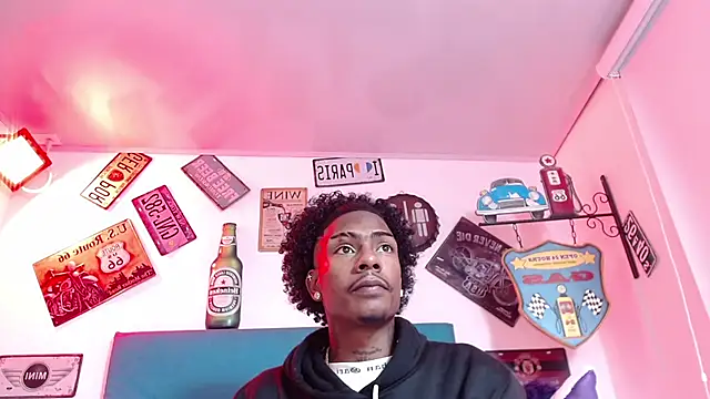 Snapshot of lili_roussi chatting on November 11, 12:10 am lili roussi online show from November 11, 12:10 am