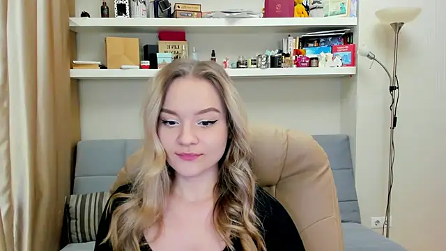 Snapshot of Kara_Smith_ chatting on January 22, 10:26 pm Kara Smith online show from January 22, 10:26 pm