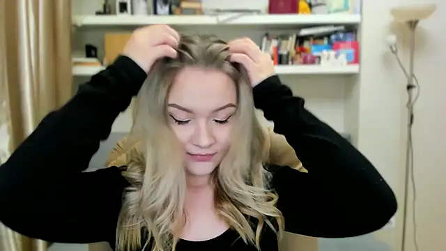 Snapshot of Kara_Smith_ chatting on November 30, 10:58 pm Kara Smith online show from November 30, 10:58 pm