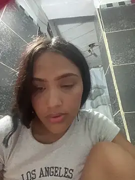 iamsara 21 online show from February 22, 2:13 am