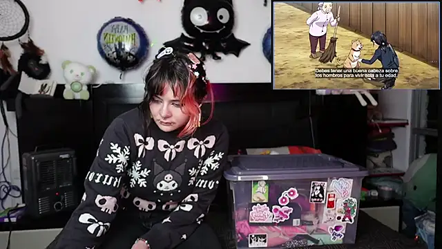 Snapshot of Devil_And_Princess chatting on November 8, 1:17 am Devil And Princess online show from November 8, 1:17 am