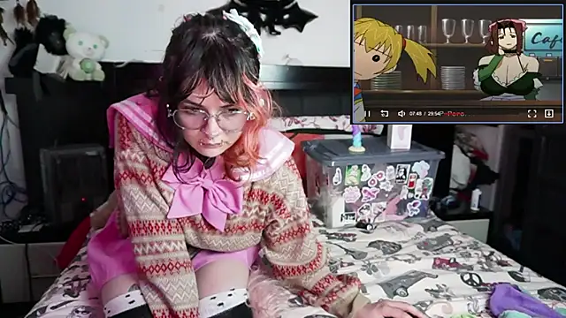 Snapshot of Devil_And_Princess chatting on November 29, 1:19 am Devil And Princess online show from November 29, 1:19 am