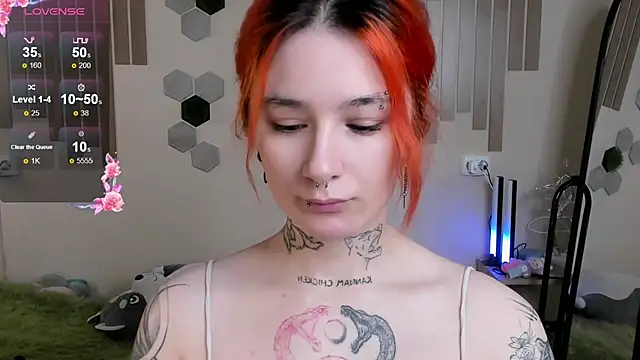 Snapshot of Angel_Monica chatting on October 2, 1:34 am Angel Monica online show from October 2, 1:34 am