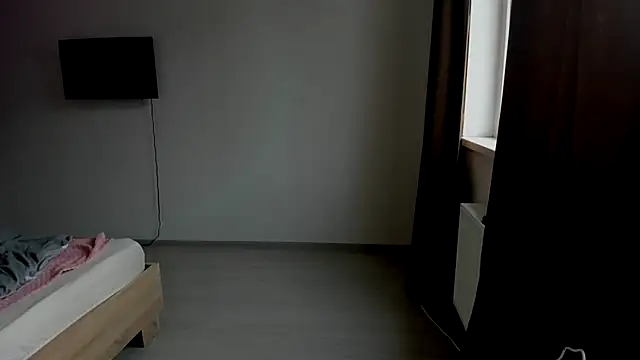 Snapshot of LilyHaart chatting on November 18, 7:02 am LilyHaart online show from November 18, 7:02 am