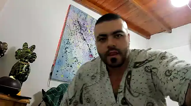 Snapshot of anubislogan chatting on March 18, 12:16 am anubislogan online show from March 18, 12:16 am