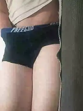 Snapshot of gui67675 chatting on October 3, 10:18 pm gui67675 online show from October 3, 10:18 pm