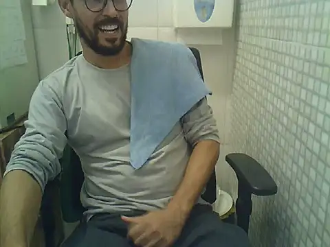 pdasgyn online show from March 11, 5:08 pm