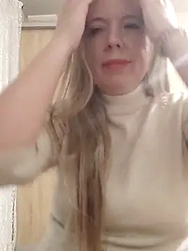 Irina3718 online show from November 3, 4:19 pm