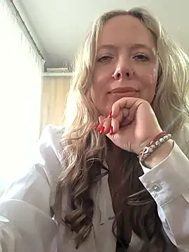 Irina3718 online show from January 9, 11:35 am