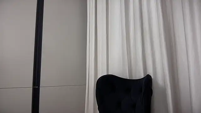 AngelinaMeov online show from September 30, 8:25 pm