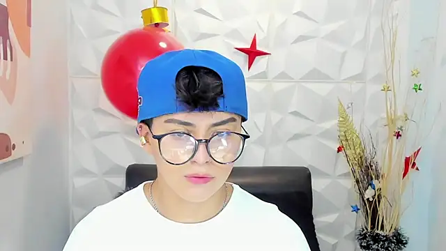 Sam Daves online show from December 18, 12:55 pm