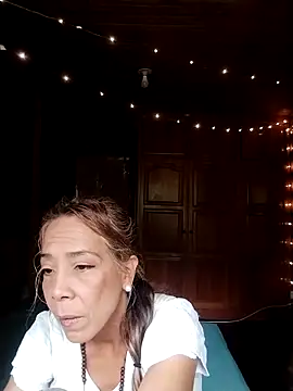 Lady Lolla11 online show from April 19, 4:50 pm