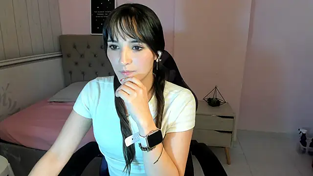 Snapshot of Tania_Duque chatting on November 25, 3:12 pm Tania Duque online show from November 25, 3:12 pm