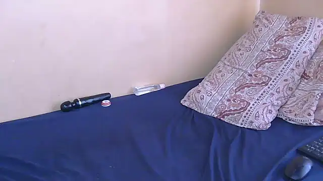 EbonyAlphaBitch online show from October 4, 10:57 am