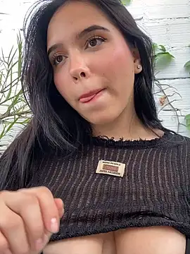 Snapshot of LunaCandy_ chatting on March 12, 8:20 pm LunaCandy online show from March 12, 8:20 pm