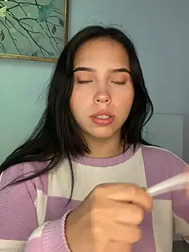 Snapshot of LunaCandy_ chatting on March 18, 12:47 pm LunaCandy online show from March 18, 12:47 pm