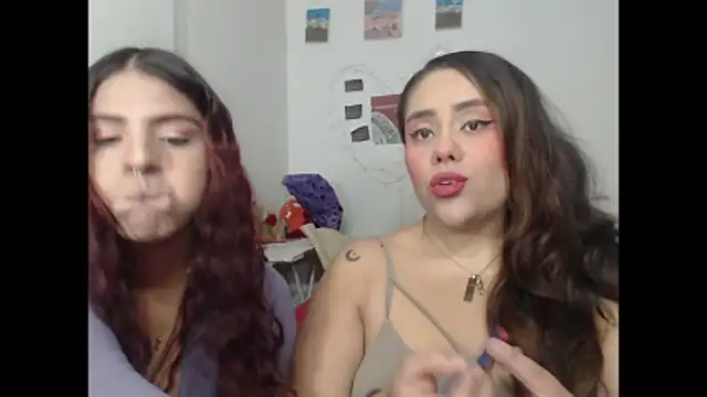 nicky andcamil online show from November 21, 10:52 pm