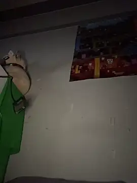 Snapshot of twink69Finger chatting on November 24, 3:01 pm twink69Finger online show from November 24, 3:01 pm