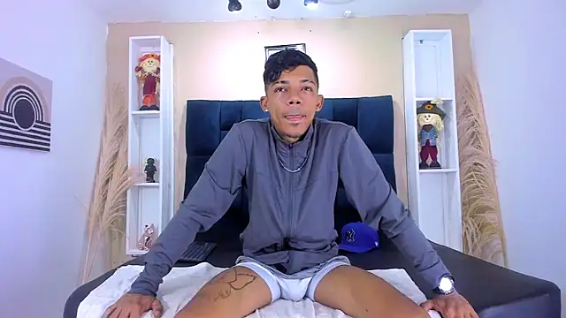 Gregory Sforza online show from September 27, 1:16 pm