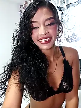 Snapshot of Aphrodite-777 chatting on March 18, 2:15 pm Aphrodite-777 online show from March 18, 2:15 pm