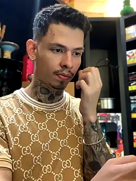 Snapshot of craxybaby chatting on November 5, 5:35 pm craxybaby online show from November 5, 5:35 pm