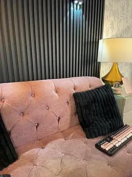 Alexa Madisson online show from April 8, 9:04 pm