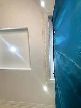 Ivelleee  online show from November 1, 10:12 pm